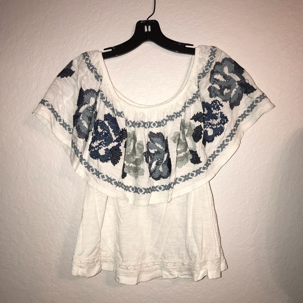 Free People To The Left Off Shoulder Top w/Embroid - Picture 4 of 5
